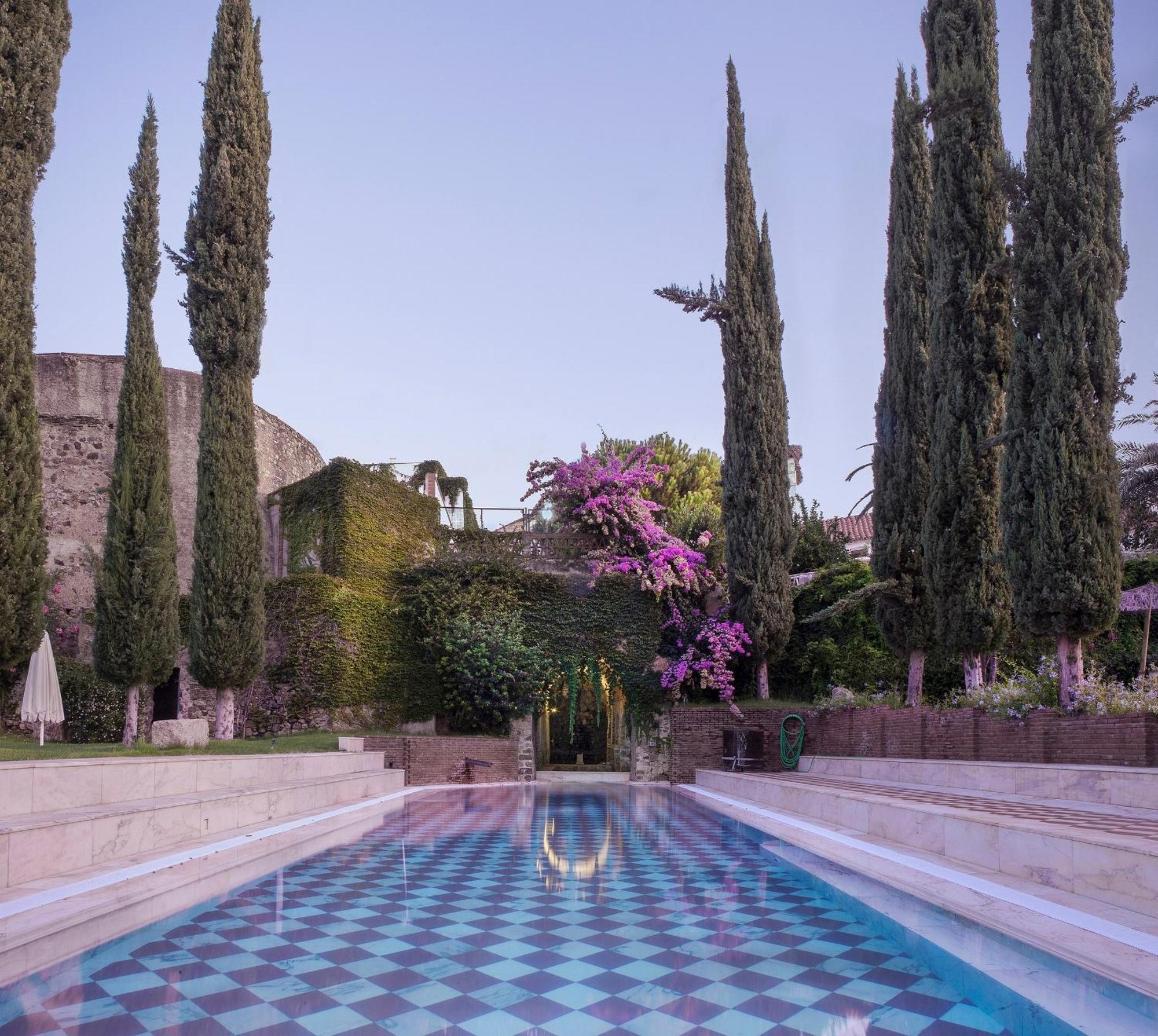 Hotel Varinia Serena - Balneario De Alange Bagian luar foto