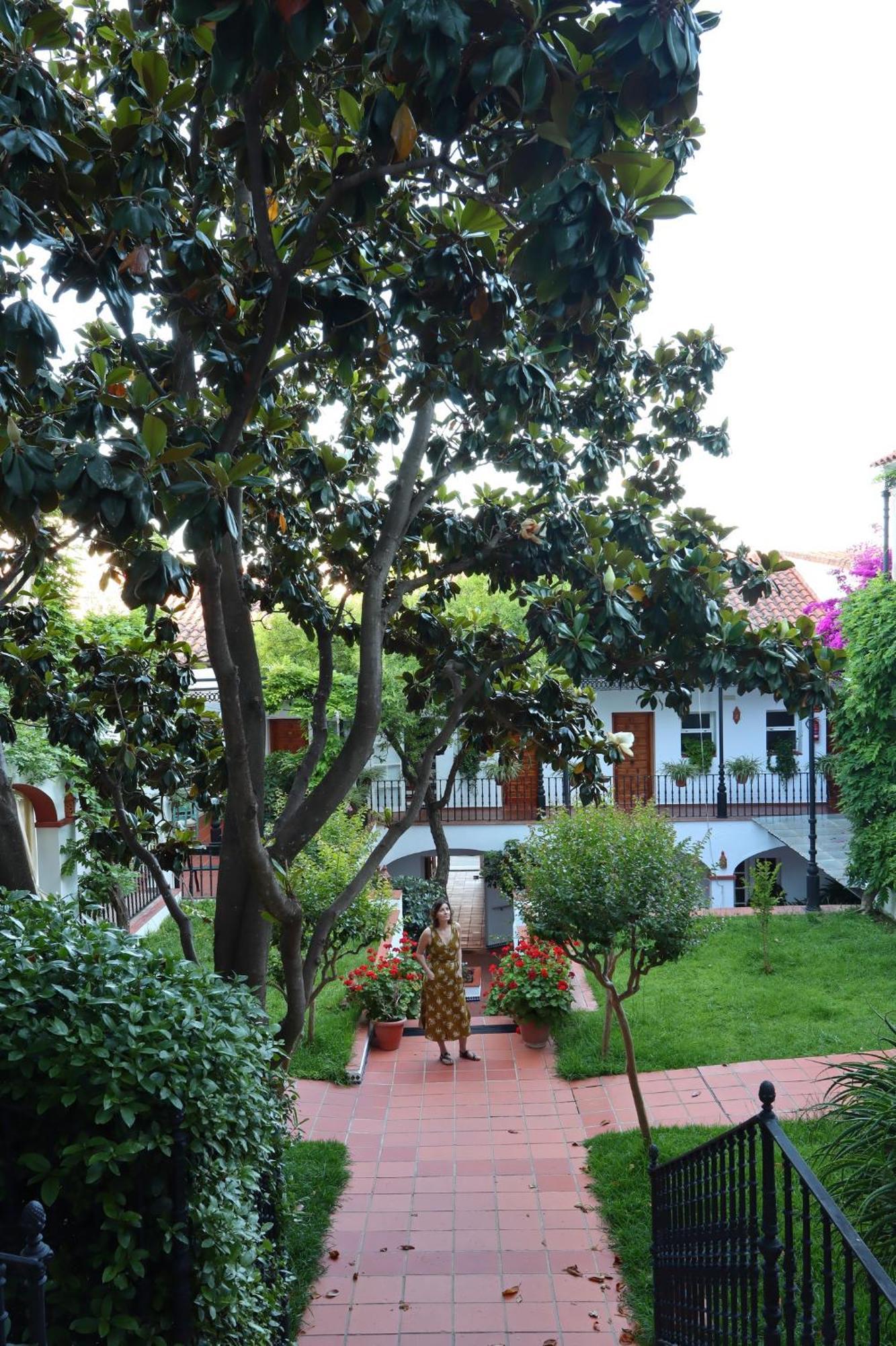 Hotel Varinia Serena - Balneario De Alange Bagian luar foto